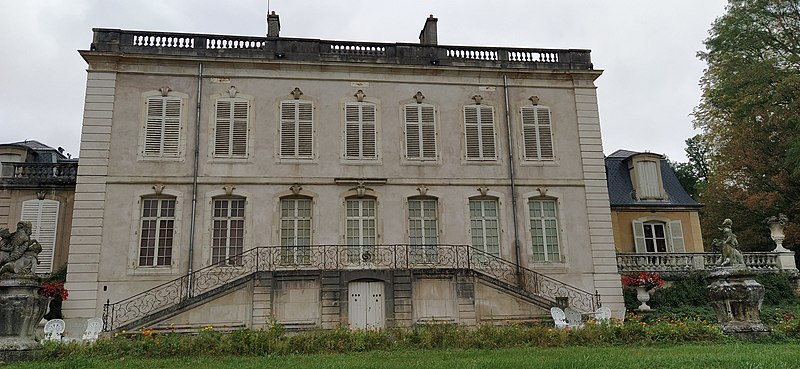 File:Château de Montaigu - Jarville.jpg
