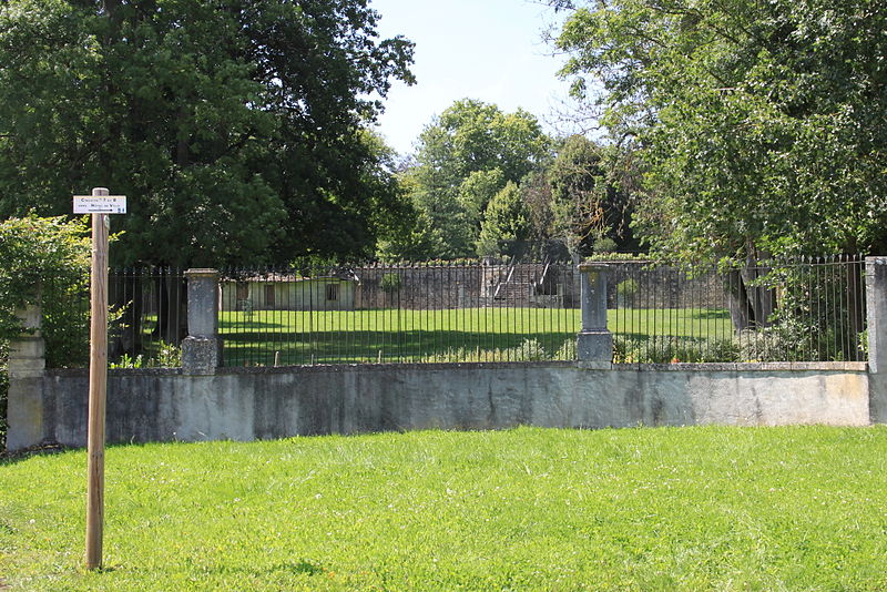 File:Château Ludres.JPG